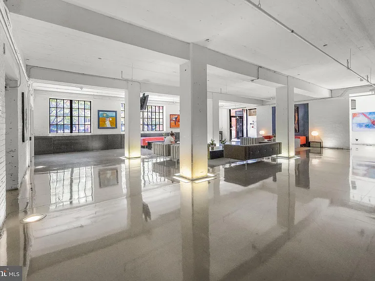 437 New York Ave NW #220 — Photo 41