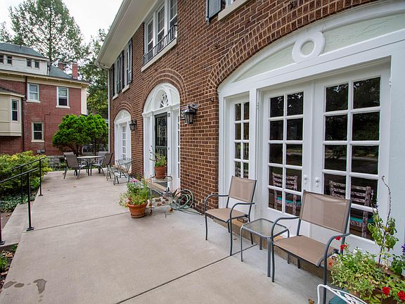 5th image of 2105 Alta Ave
