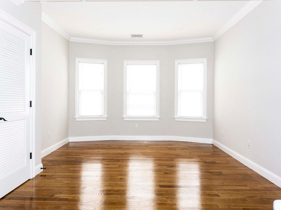 2nd image of 75 Morris St #3CRG