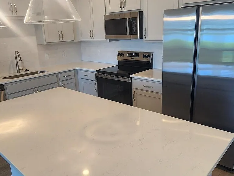 1379 Bluewater Ln — Photo 20