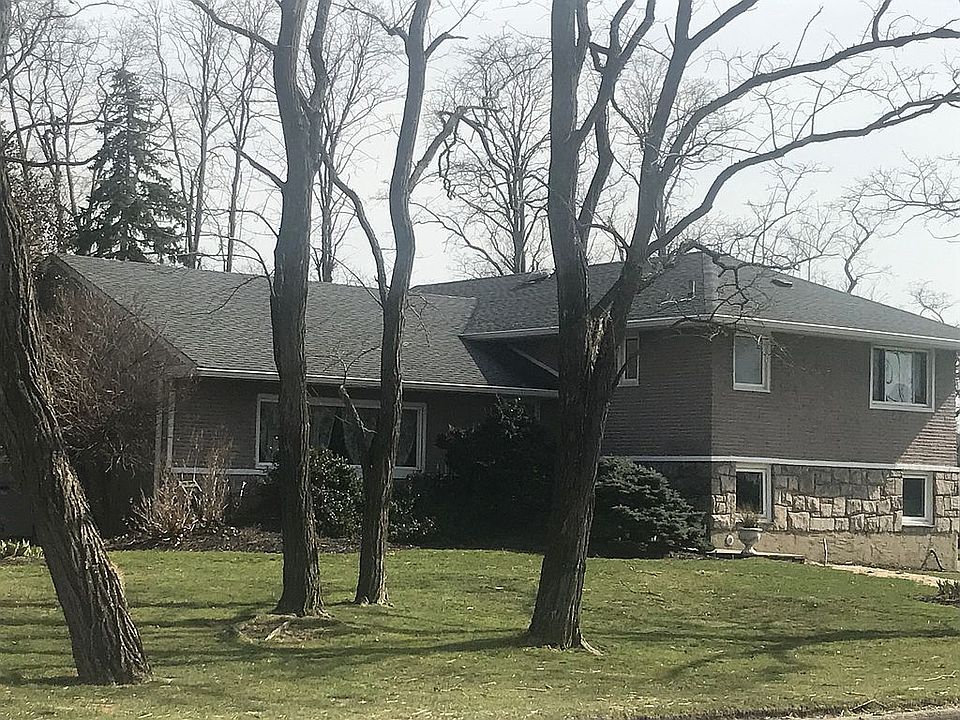 1st image of 13 Westland Dr
