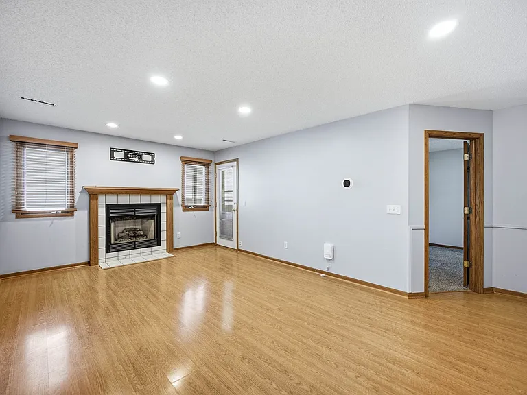 401 SE Lowell Dr #4 — Photo 7