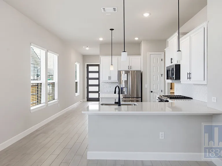 4910 Warm Wassail Dr — Photo 6