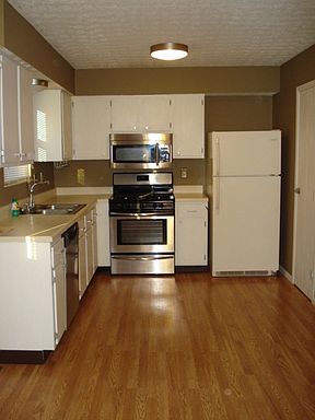 5th image of 4847 Duke Philip Dr