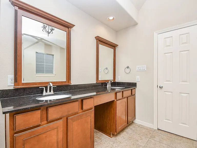 3126 Clearview Cir — Photo 14