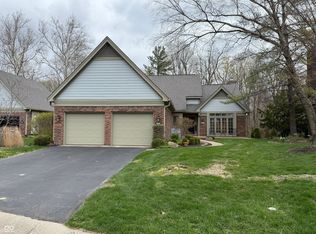 9299 Spring Forest Dr #15, Indianapolis, IN 46260
