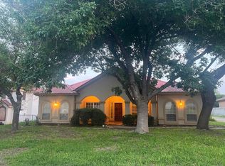 117 Cardinal Ln, Laredo, TX 78045