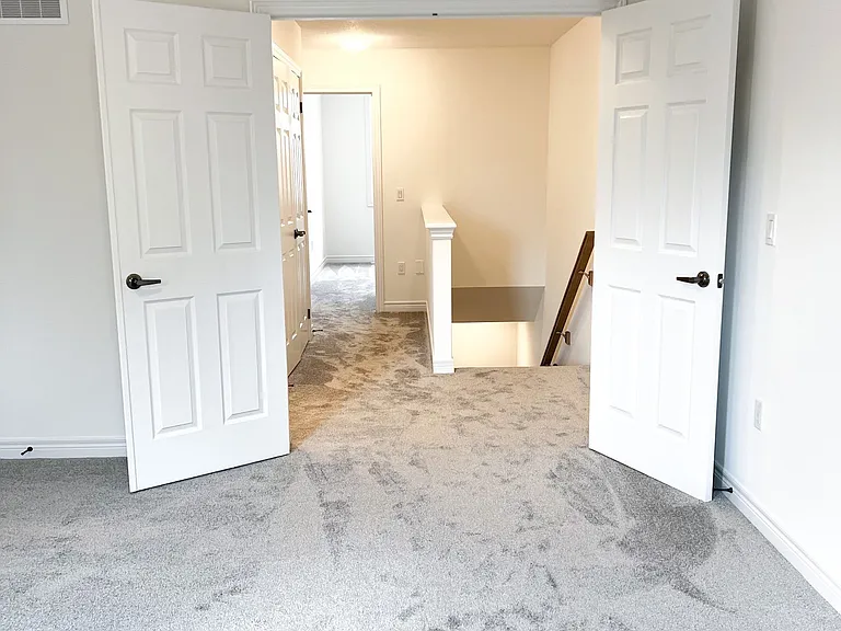 119 Mullin St — Photo 9