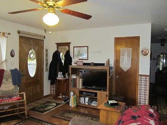 Living Room. Entry way With Coat Closet