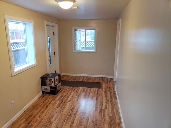 Arctic Entry Way (Front)
