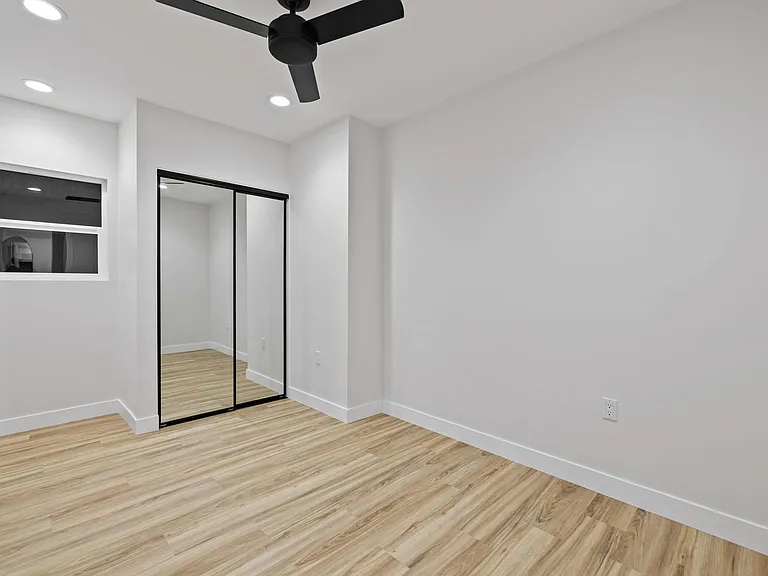 599 Cypress Ave — Photo 11