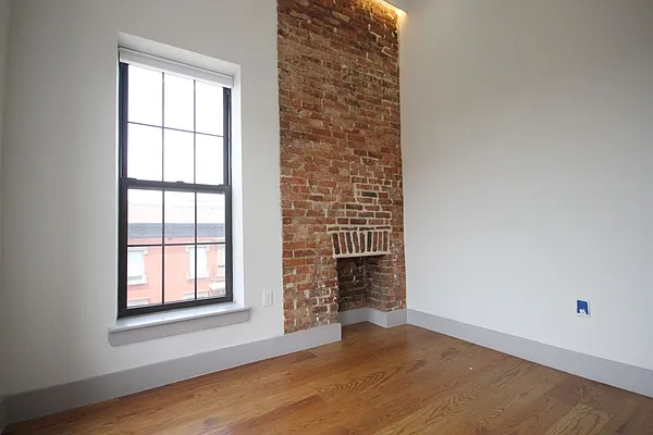 Rented by Nooklyn NYC LLC | media 37
