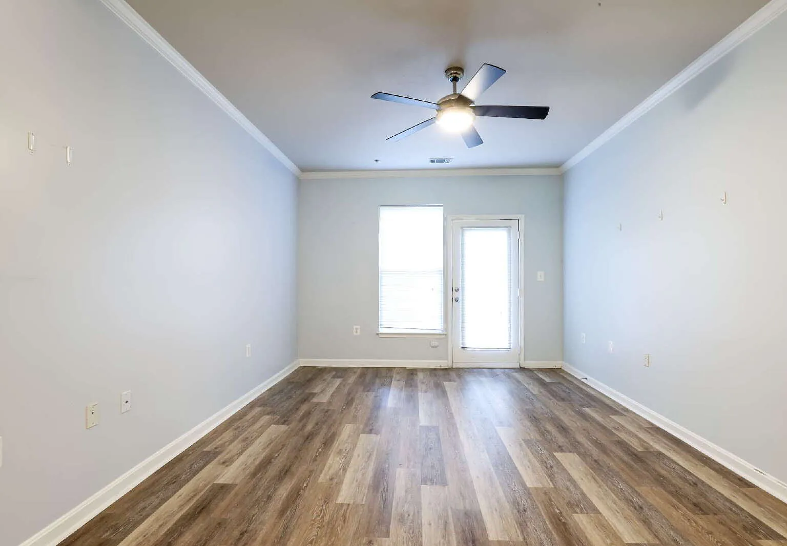 1 bed, 1.0 bath, 754 sqft, $1,875 — Photo 3