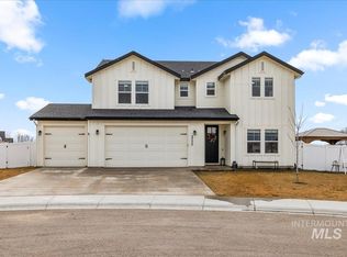 2300 Mariner Ct, Middleton, ID 83644