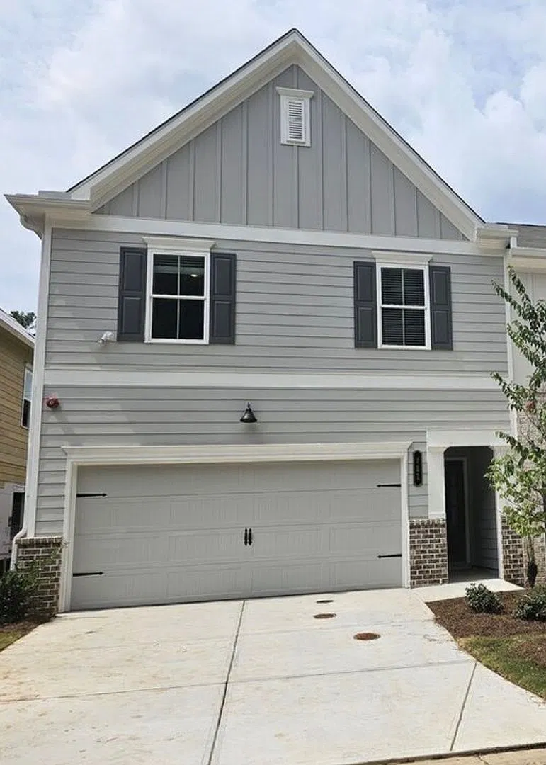 Coming Soon! 3-Bedroom, 2.5 Bath Single Family for Rent in Marietta, GA | Two Car- Garage & Moder... — Photo 1