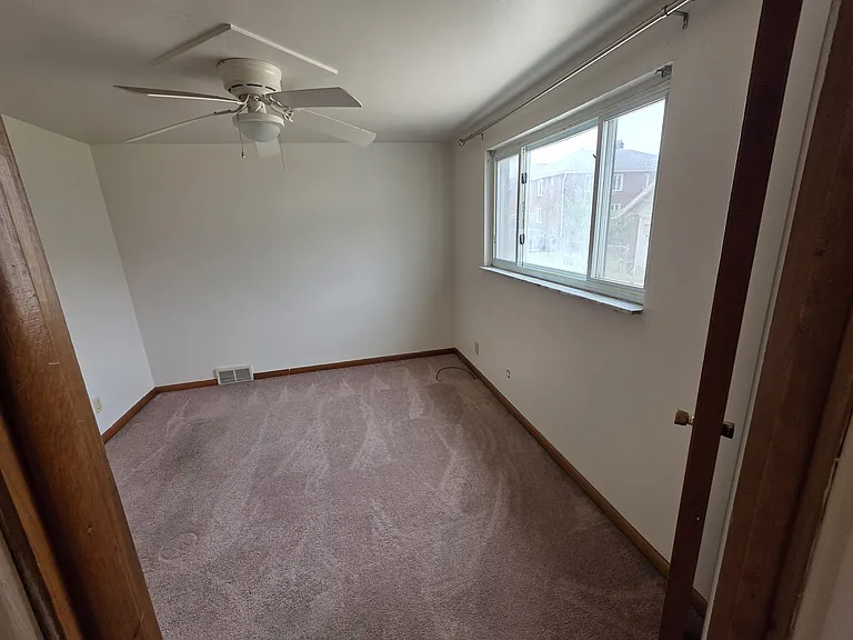 1110 Monroeville Ave #3 — Photo 7