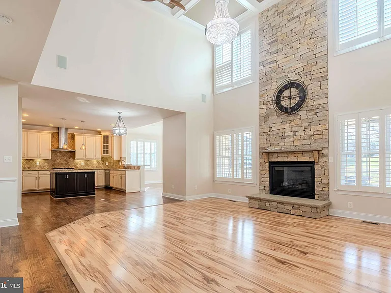 15316 Admiral Baker Cir — Photo 16