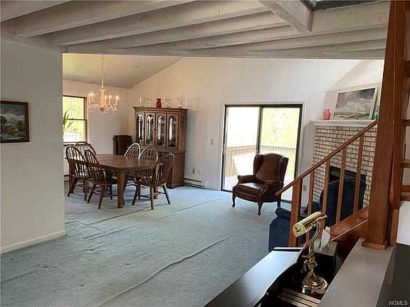 4th image of 45 Brewster Woods Dr