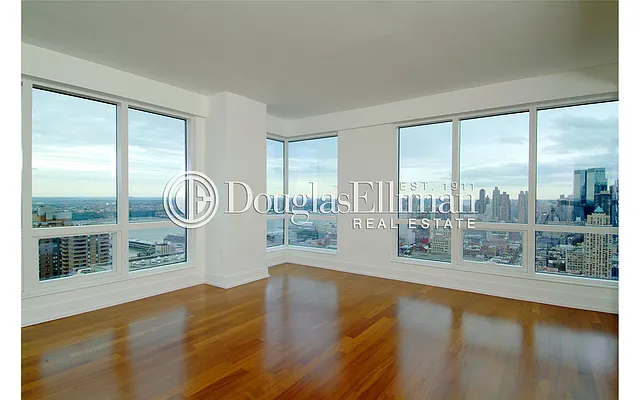 Rented by Douglas Elliman | media 4
