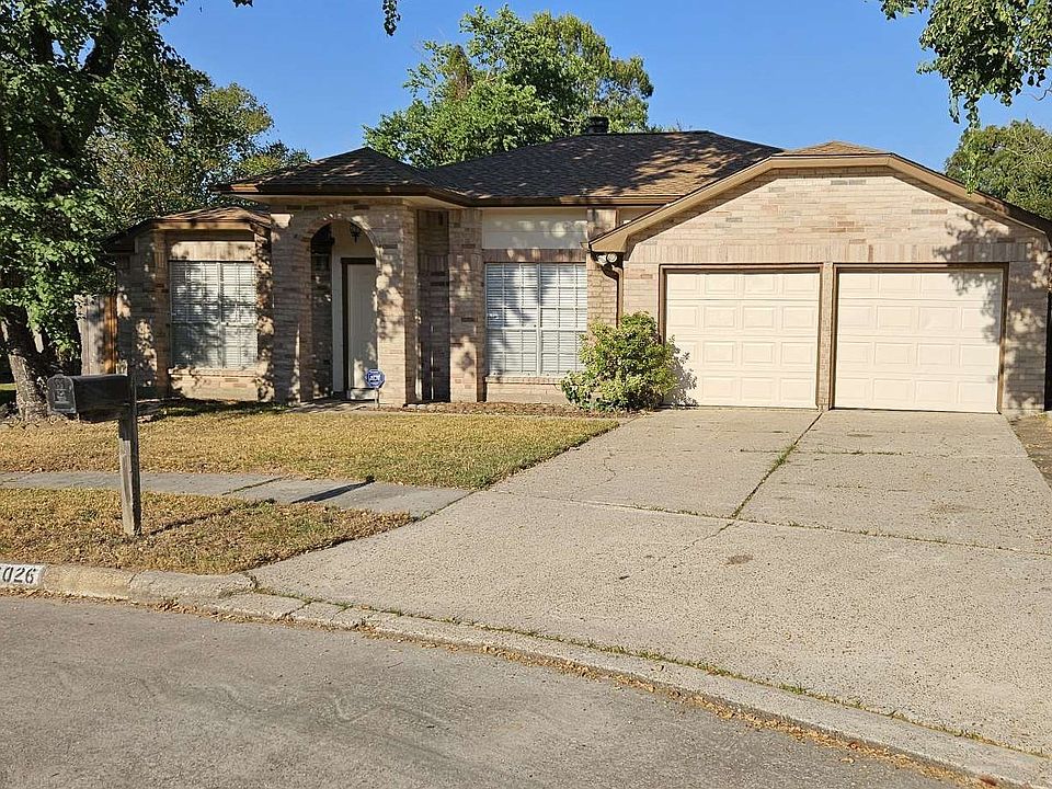 1st image of 16026 Aramis Dr