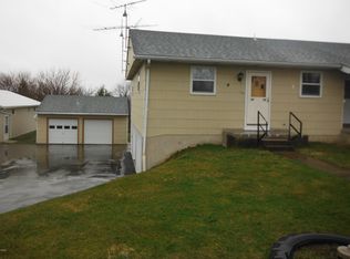 1474 Teels Rd, Pen Argyl, PA 18072