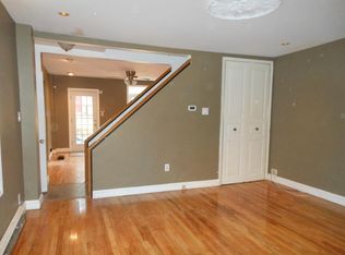 134 Shurs Ln, Philadelphia, PA 19127