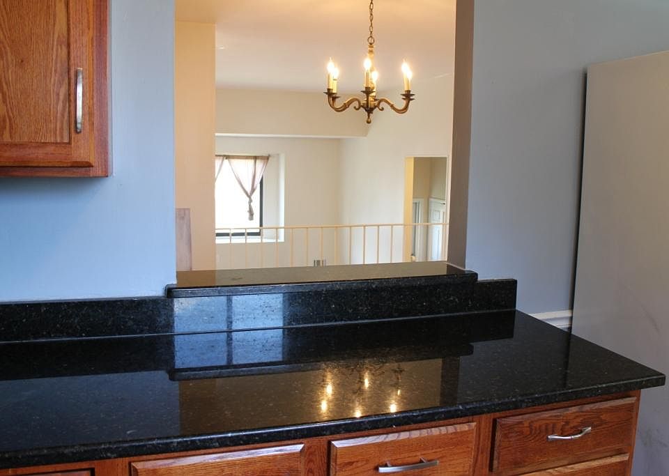 1st image of 212 Clubhouse Dr