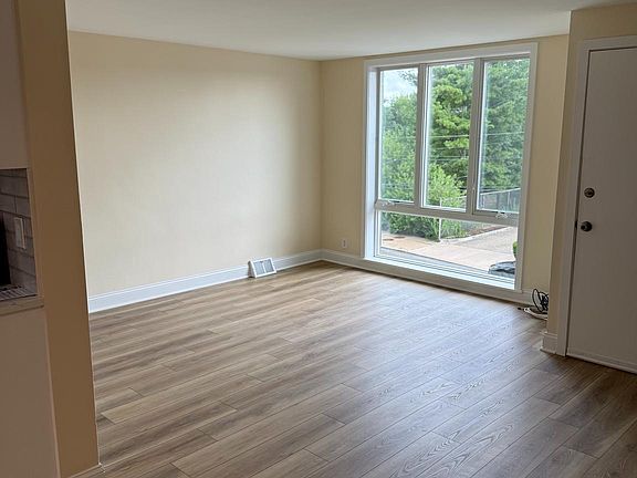 3rd image of 1509 Curtin St Floor 2