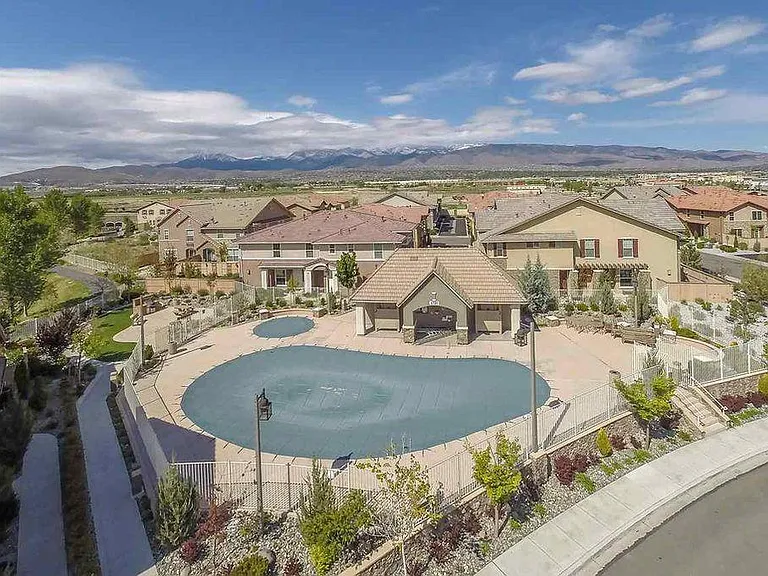 Pool, Spa and BBQ area