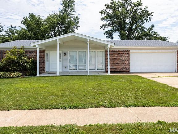 3rd image of 6522 Thornhurst Ct