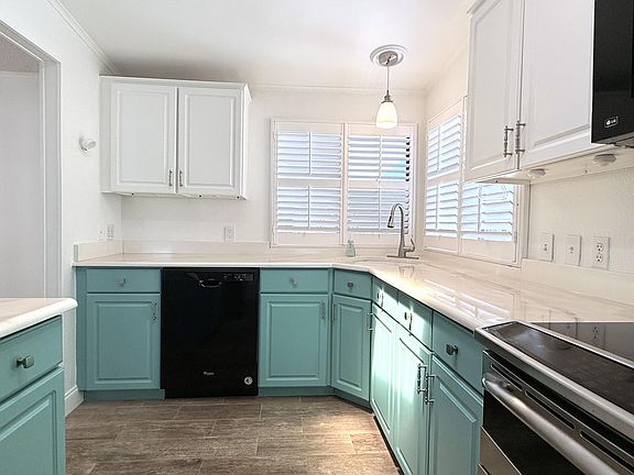2nd image of 3155 Columbrina Circle