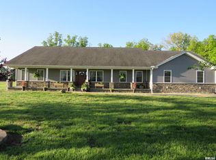 2450 Red Stripe Rd, Odin, IL 62870