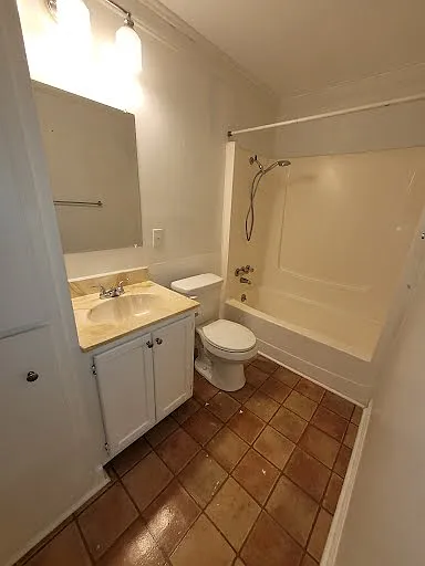 110 Lyon St #1R — Photo 3