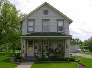 301 W South St, Cambridge, IL 61238