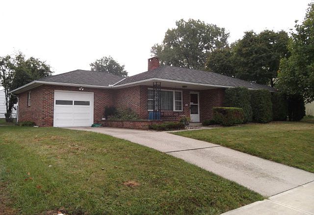 1st image of 124 Wayne Ave