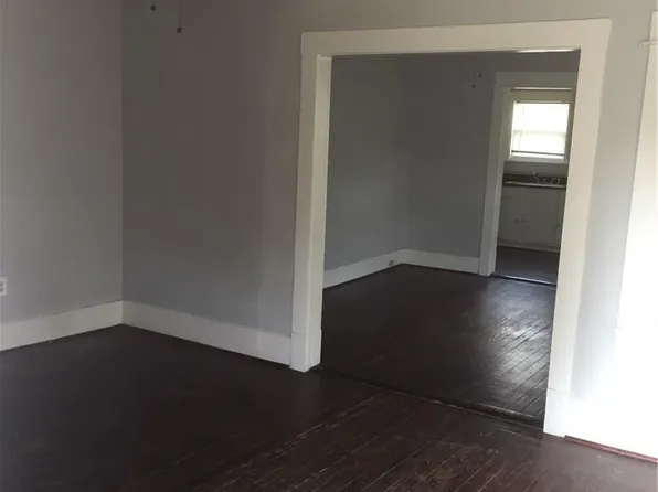 813 W 8th St #3, Dallas, TX 75208