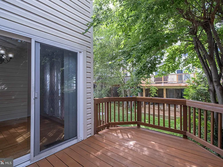 3940 Kathryn Jean Ct — Photo 19