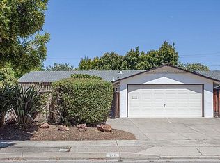 828 Mulberry Ln, Sunnyvale, CA 94087