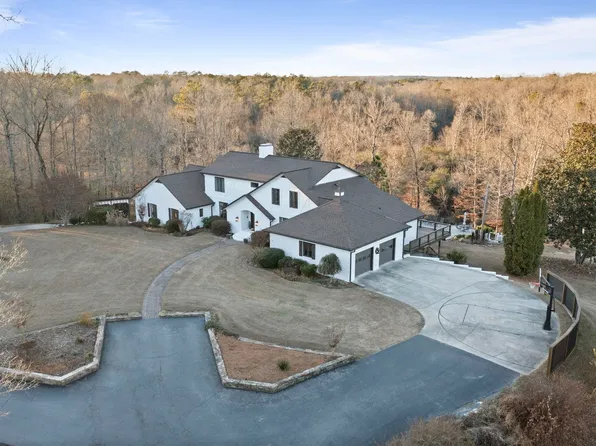 915 Manor Dr NE, Cullman, AL 35055