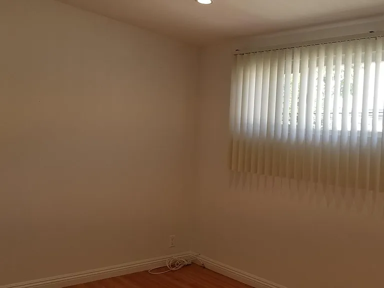 1527 S Shenandoah St #4 — Photo 15