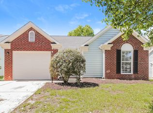 8427 Galena View Dr, Charlotte, NC 28269