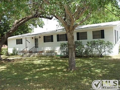 3rd image of 2914 Irwin Dr