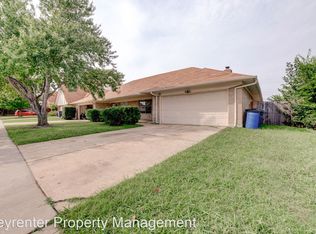 7221 E 46th Pl, Tulsa, OK 74145