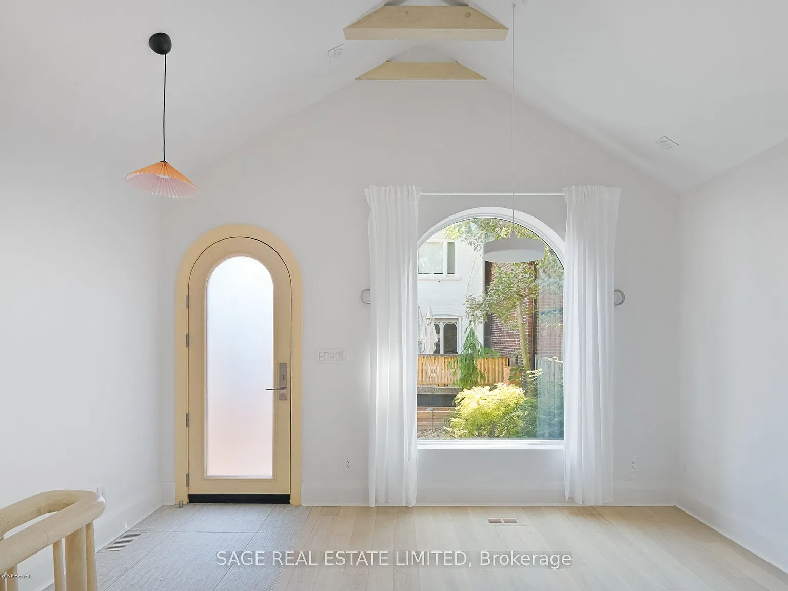2 bed, $4,350 — Photo 2