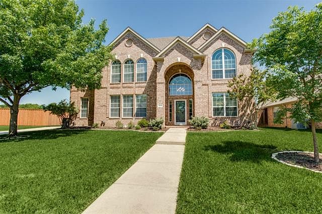 1st image of 1620 Rock Cliff Ln