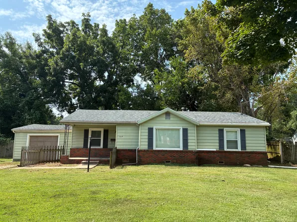 504 E Sunshine St, Springfield, MO 65807