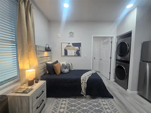805 Avenue K, Galveston, TX