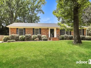 4207 Pheasant Run Dr, Greensboro, NC 27455