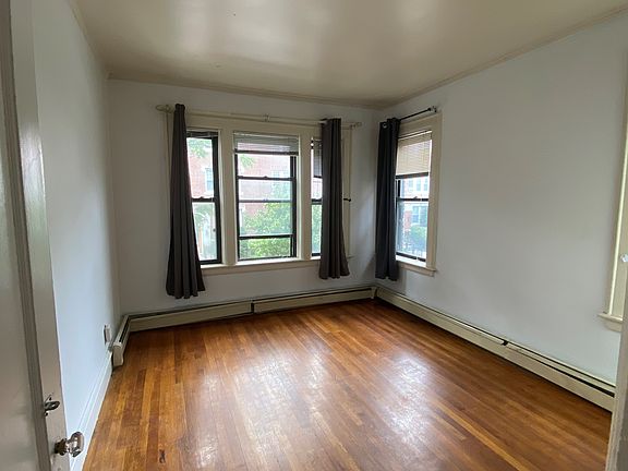 2nd image of 15 Park Vale Ave APT 5