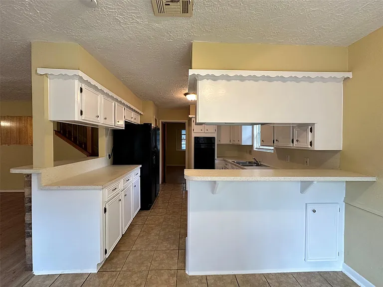 1937 Arcadia Dr — Photo 12